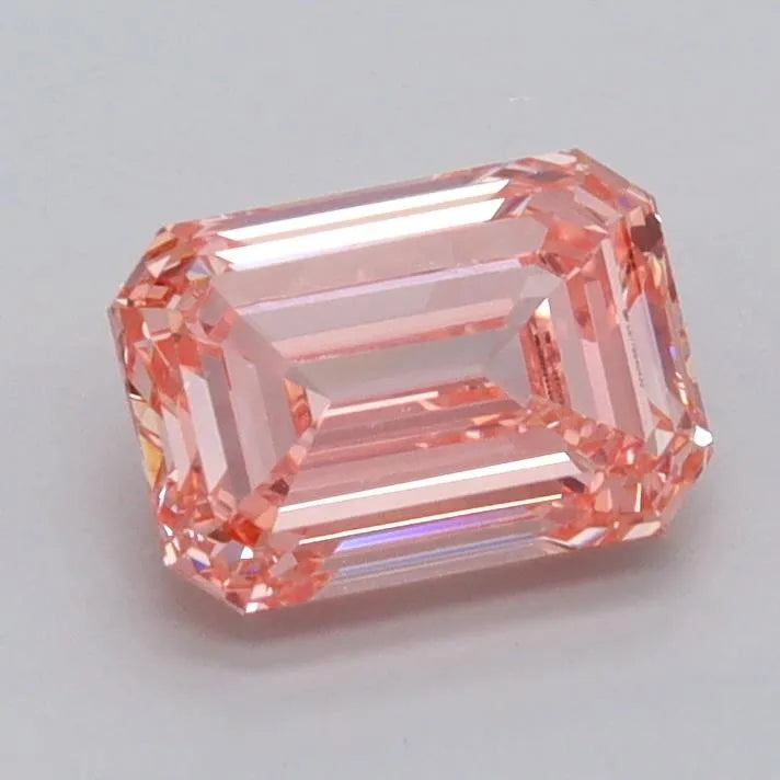 1.09ct Emerald Lab Grown Diamond (Colour Fancy Vivid Pink, Clarity VVS1, IGI Certified)