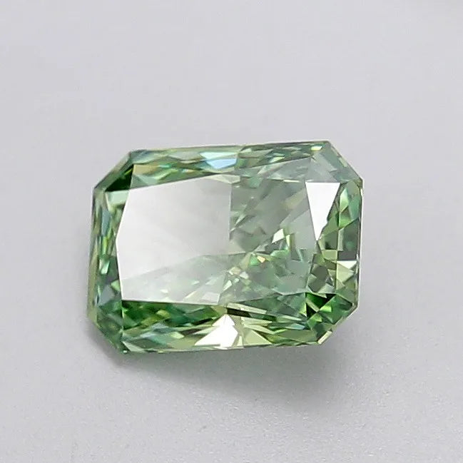 1.09ct Radiant Lab Grown Diamond (Colour Fancy Vivid Green, Clarity VVS2, IGI Certified)