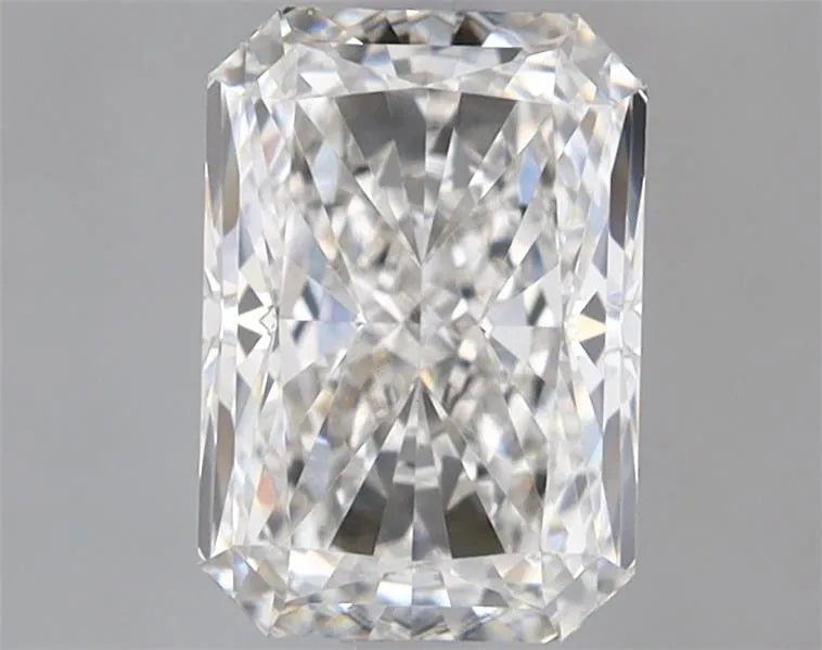 1.75ct Radiant Lab Grown Diamond (Colour G, Clarity VVS2, IGI Certified)