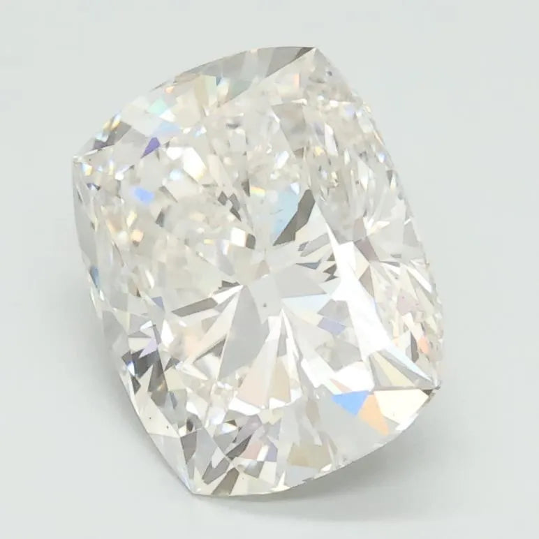2.05ct Cushion brilliant Lab Grown Diamond (Colour E, Clarity VVS2, IGI Certified)