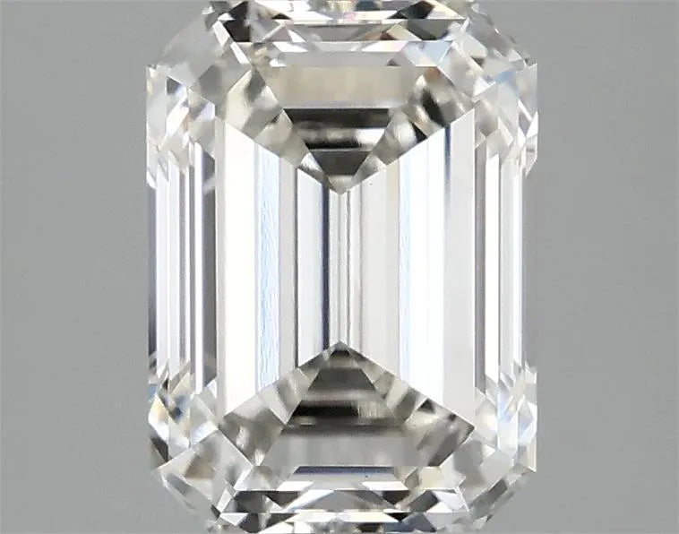 2.52ct emerald lab grown diamond (colour g, clarity vs1, igi certified)
