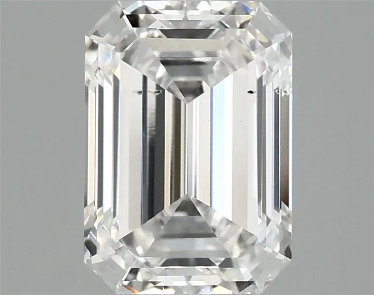 2.58ct emerald lab grown diamond (colour e, clarity vs2, igi certified)