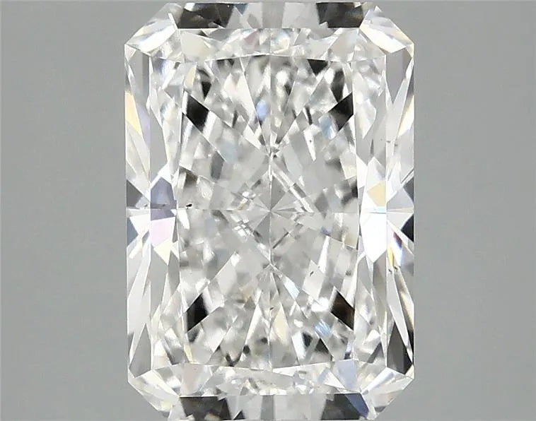 2.75ct Radiant Lab Grown Diamond (Colour F, Clarity VS2, IGI Certified)