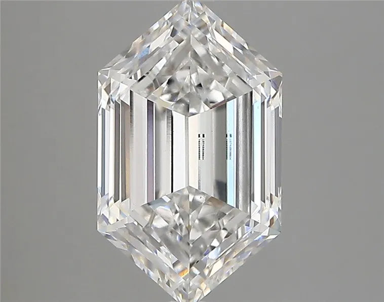 2.81ct hexagonal lab grown diamond (colour e, clarity vvs2, igi certified)