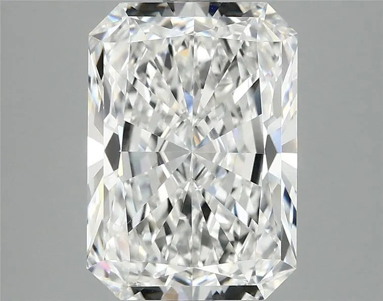 3.82ct radiant lab grown diamond (colour e, clarity vvs2, igi certified)