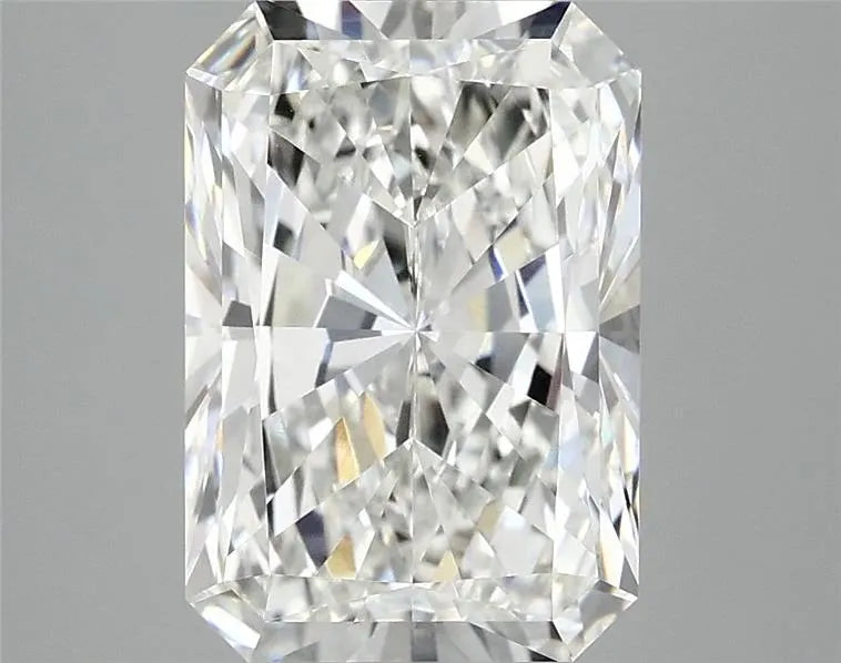 3.89ct radiant lab grown diamond (colour f, clarity vvs2, igi certified)