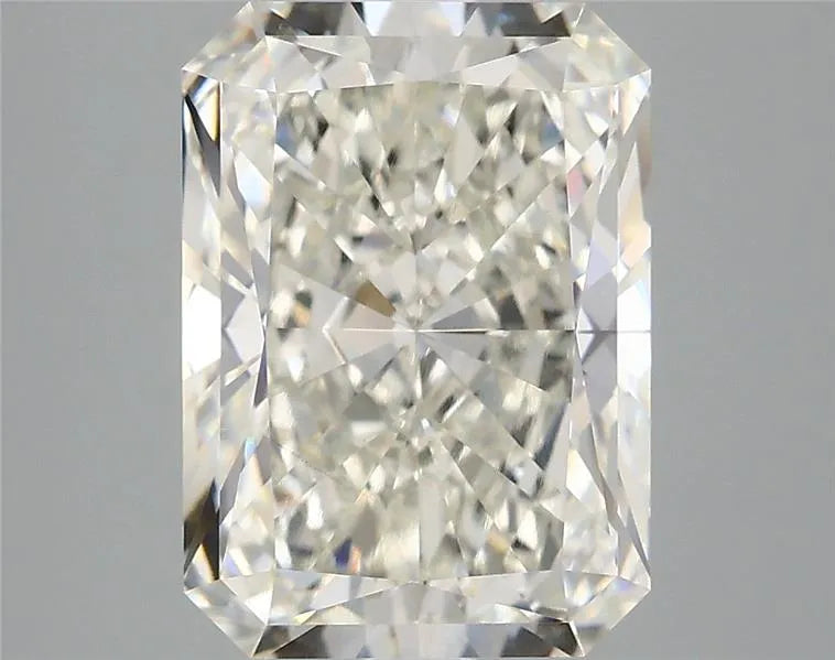 4.00ct radiant lab grown diamond (colour h, clarity vs2, igi certified)