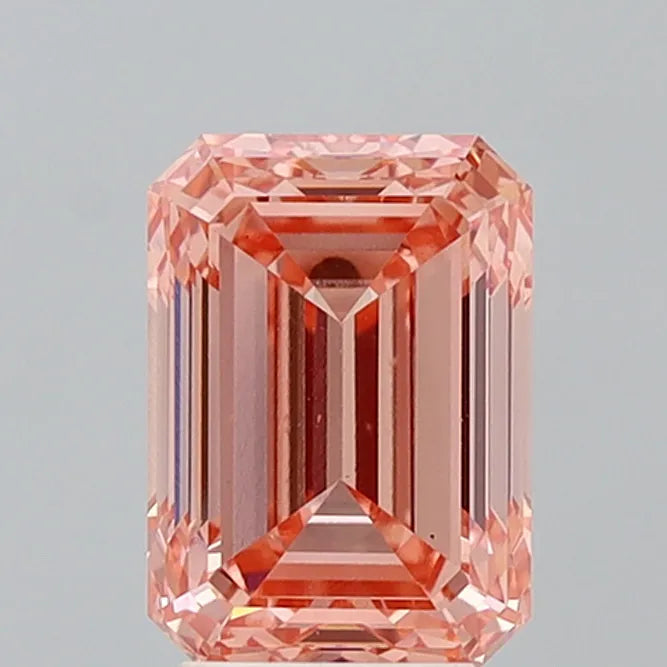 4.07ct Emerald Lab Grown Diamond (Colour Fancy Vivid Pink, Clarity VS2, IGI Certified)