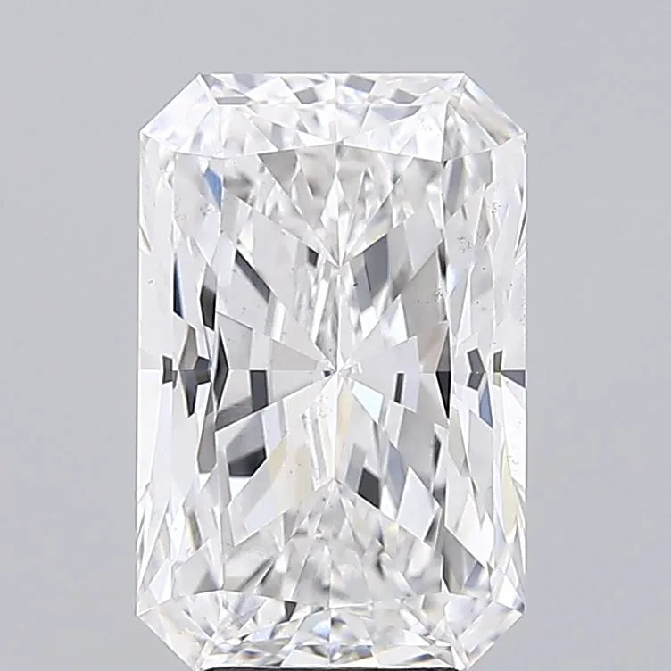 4.59ct Radiant Lab Grown Diamond (Colour F, Clarity VS2, IGI Certified)