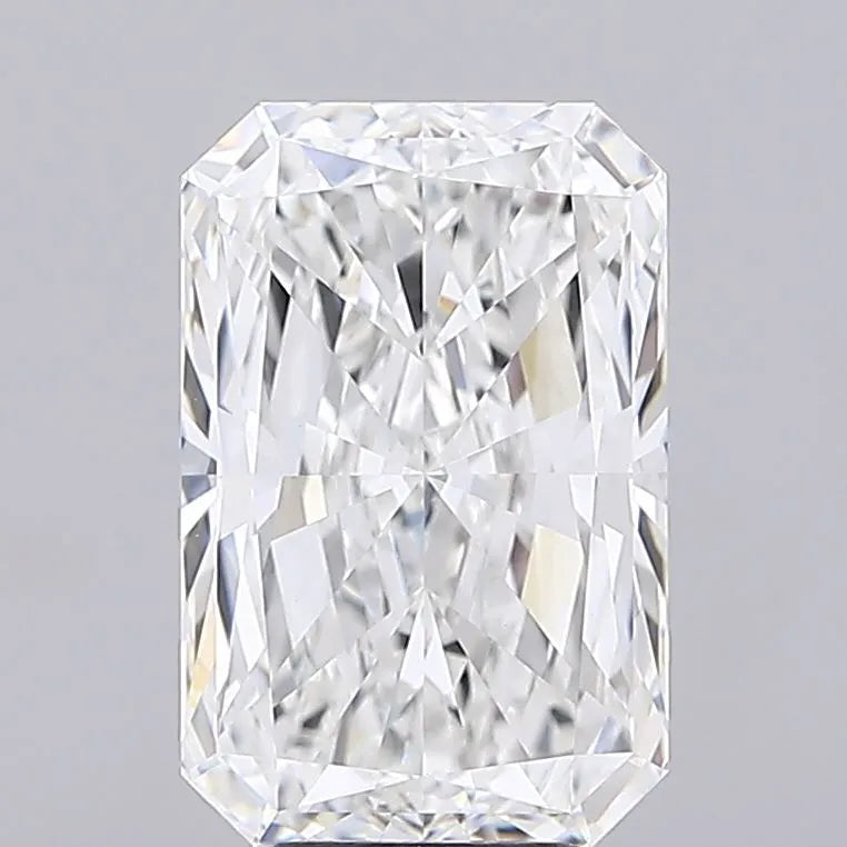 6.18ct Radiant Lab Grown Diamond (Colour F, Clarity VVS2, IGI Certified)